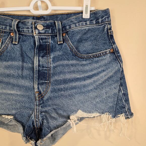 Women's Levi's Button Fly "501" Cut Off Denim Jean Shorts | Size 30 - Picture 4 of 11